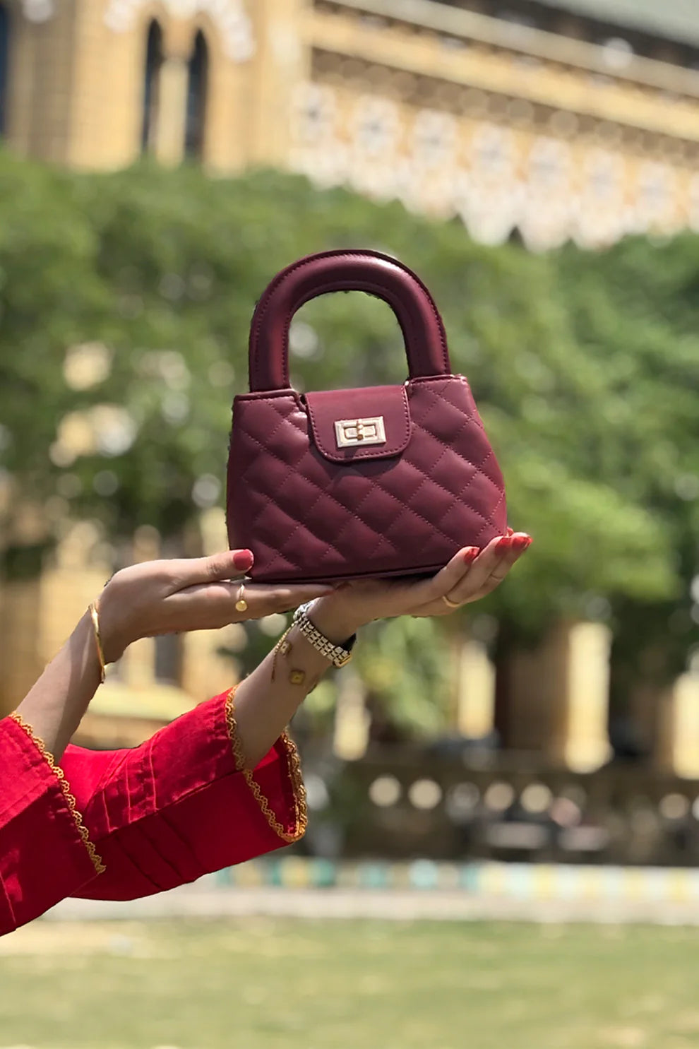 DOCKLOCK HANDLE BAG - RED