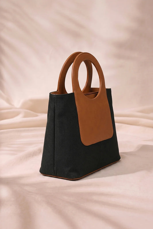LOOP JUTE IN BLACK - SHOULDER BAG