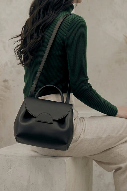 LUNA IN BLACK - CROSSBODY BAG