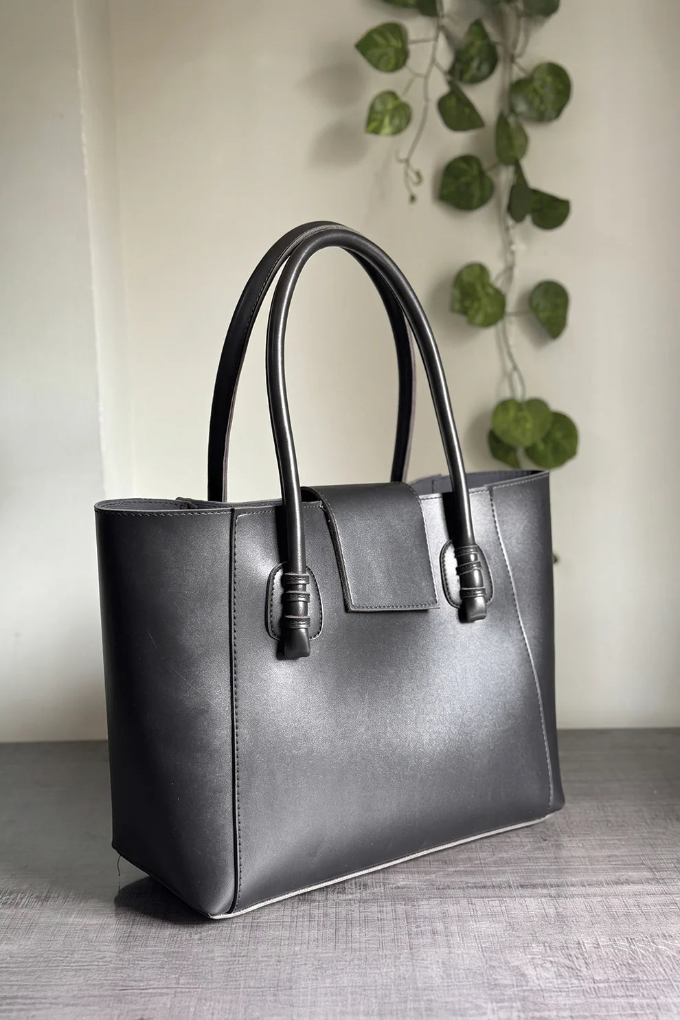 THE KNOT TOTE - BLACK