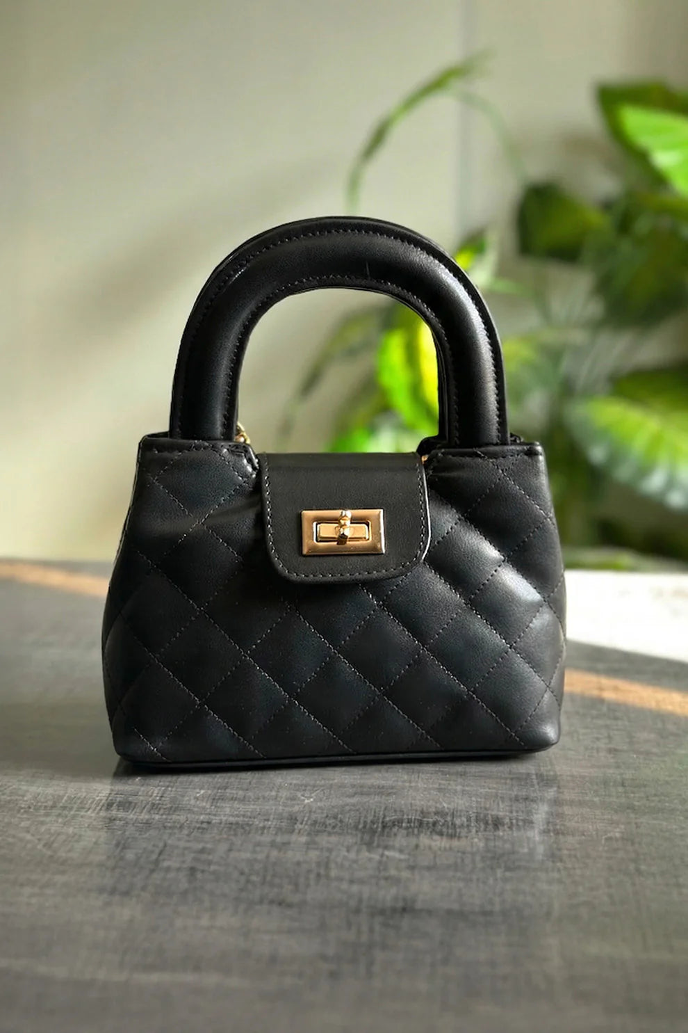 DOCKLOCK HANDLE BAG - BLACK