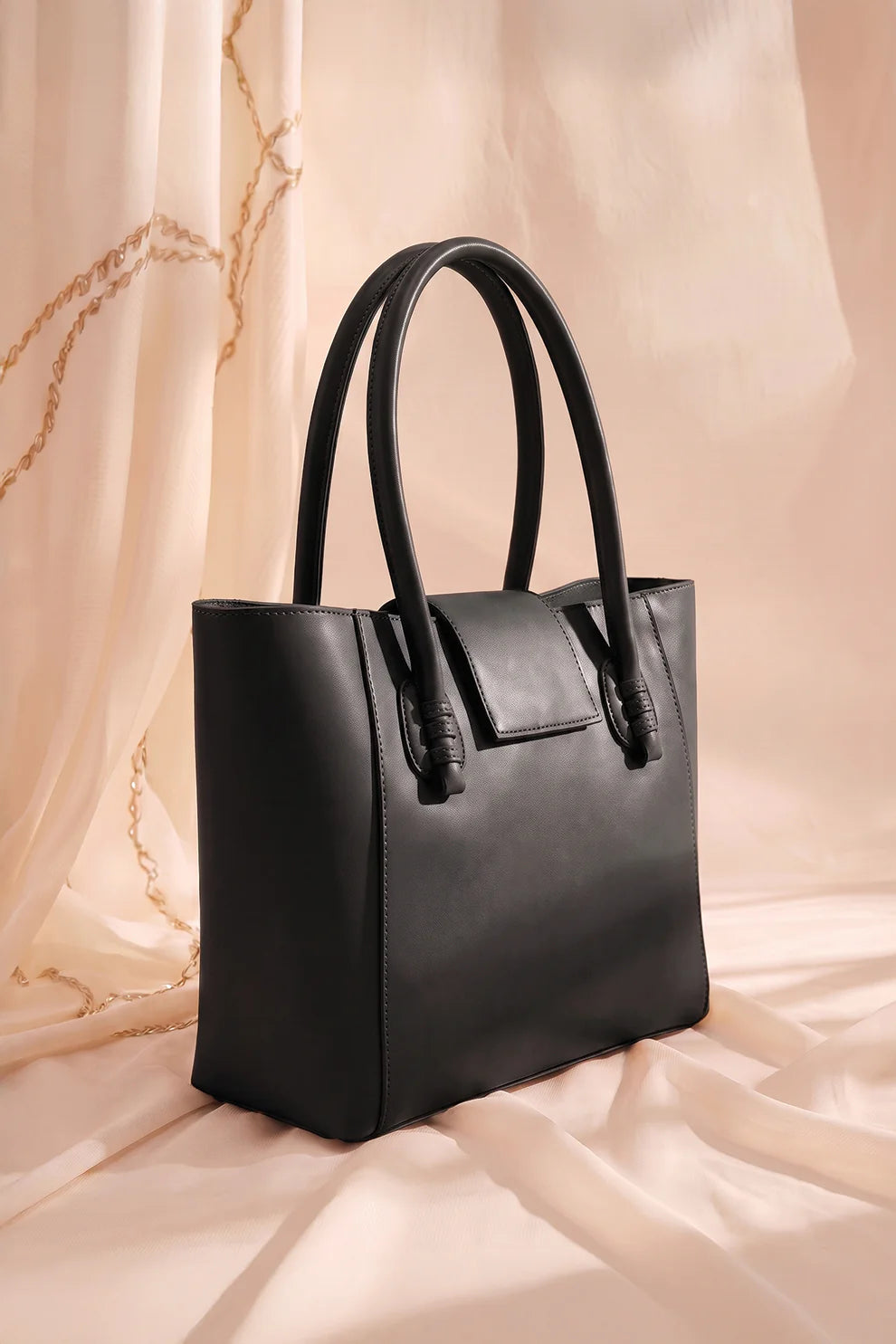 THE KNOT TOTE - BLACK