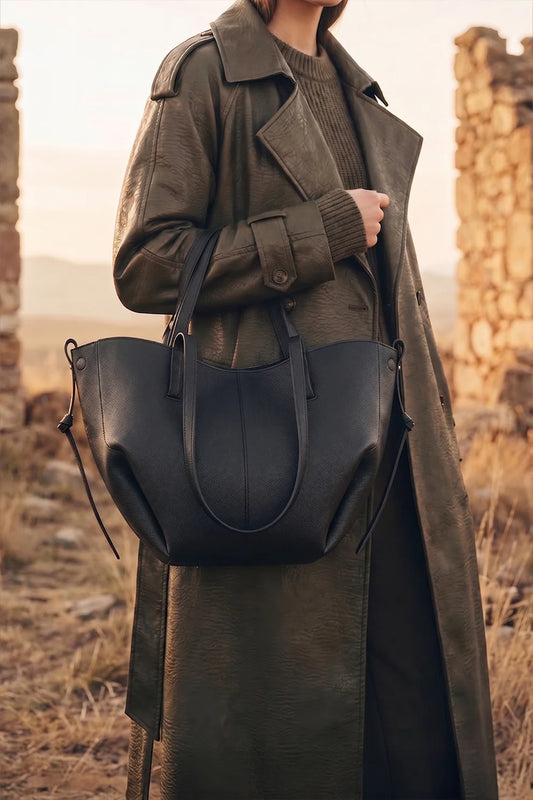 AERIS LUXURY TOTE - BLACK