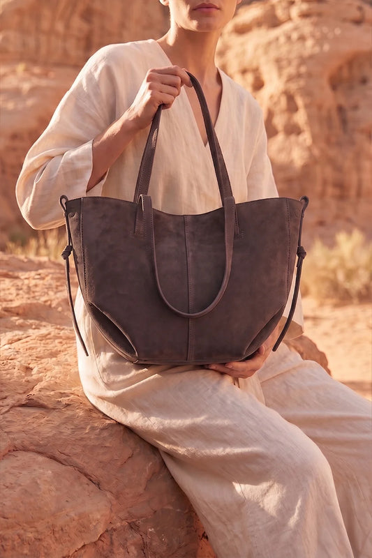 AERIS LUXURY TOTE - DARK BROWN