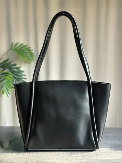 PYRAMID BLACK - LEATHER TOTE BAG