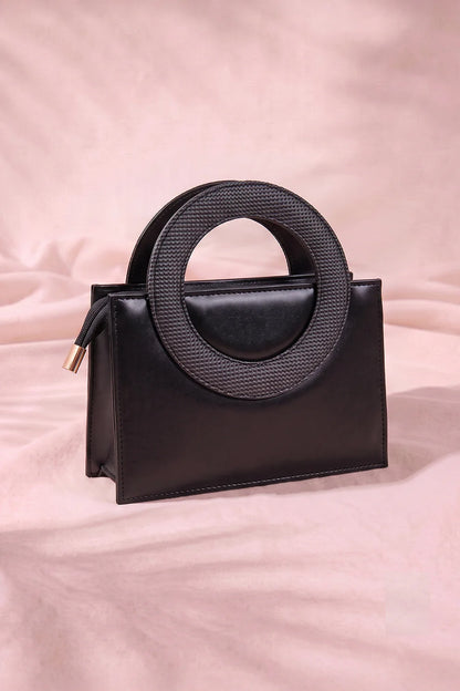 O-RING IN BLACK - HANDBAG