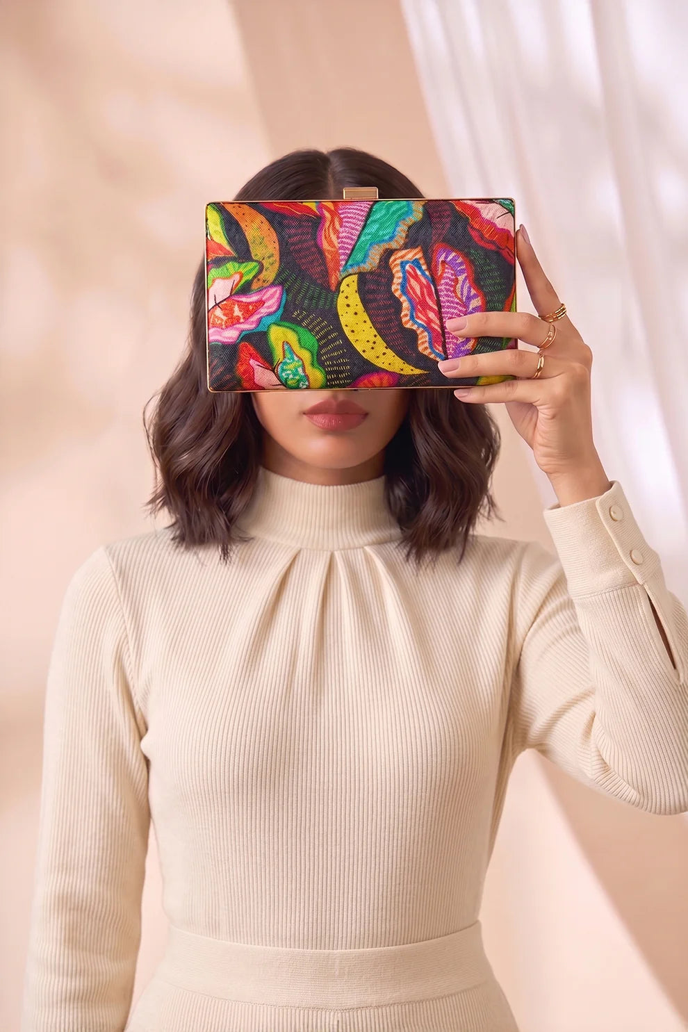 NOOR E BAHAAR - CLUTCH
