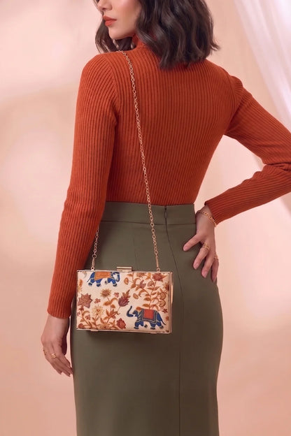 IVORY GARDEN - CLUTCH