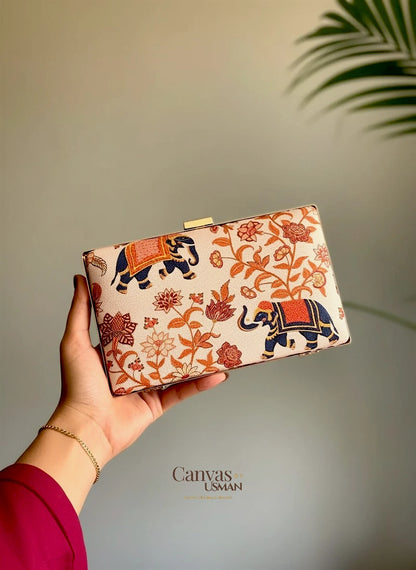 IVORY GARDEN - CLUTCH