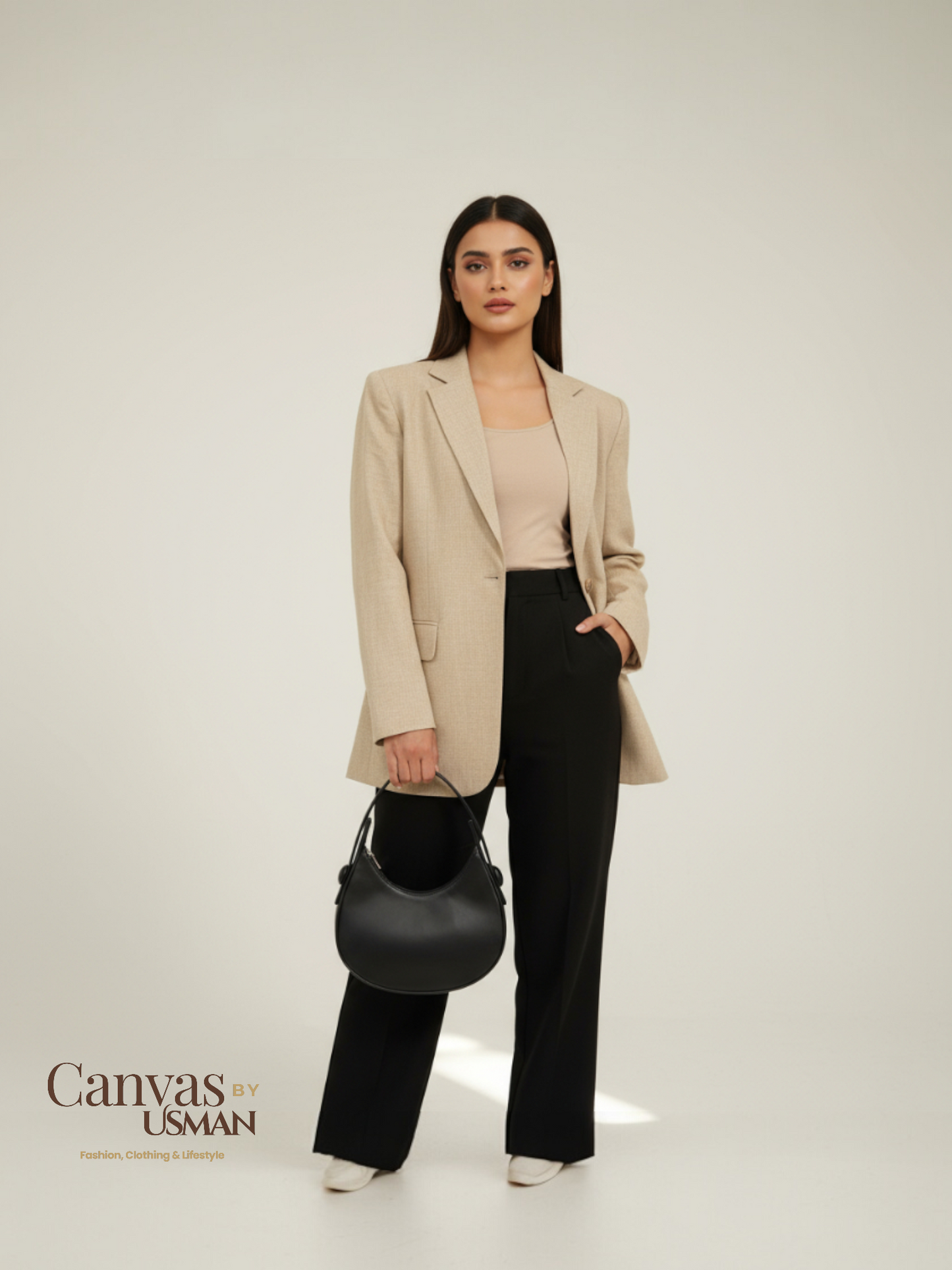 HALF-MOON - BLACK HANDBAG